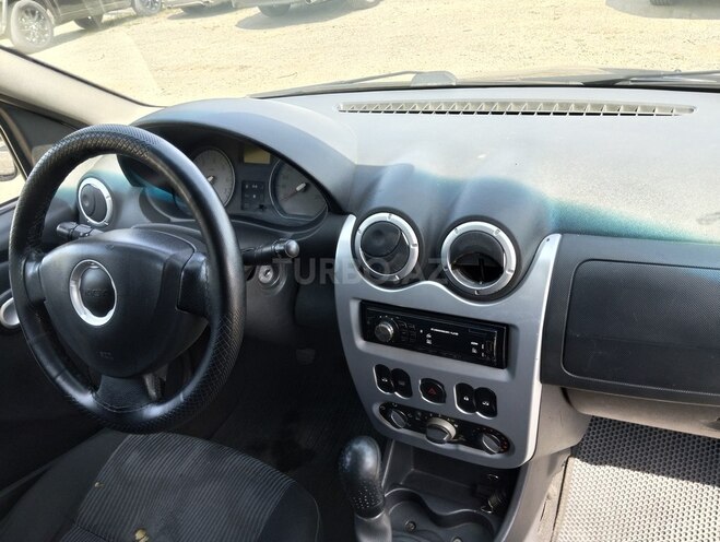 Dacia Logan-9