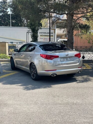 Kia Optima-5