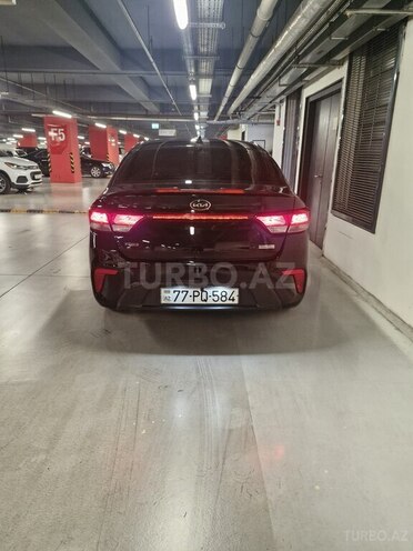 Kia Rio-3