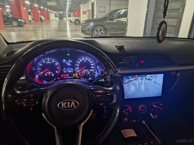 Kia Rio-9