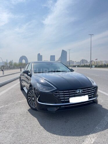 Hyundai Sonata-1