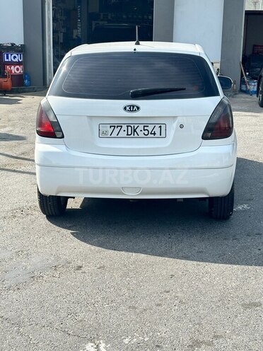 Kia Rio-4