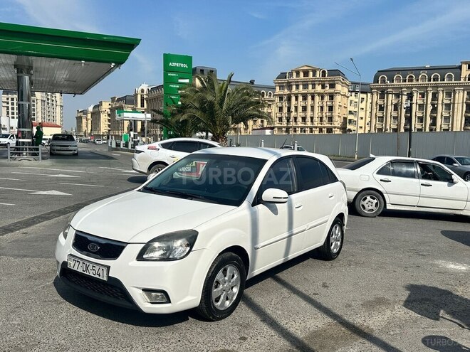 Kia Rio-6