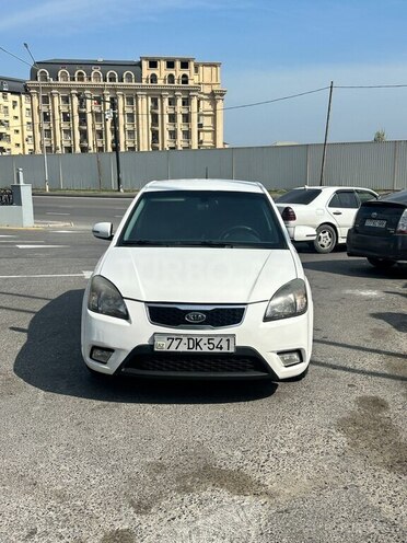 Kia Rio-7