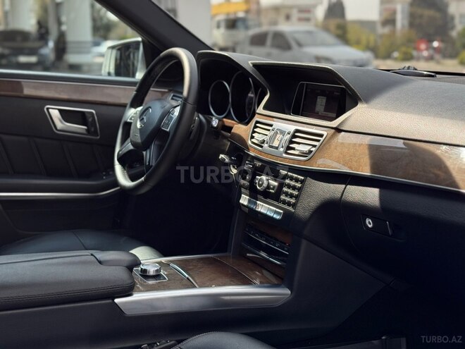 Mercedes E 250-27