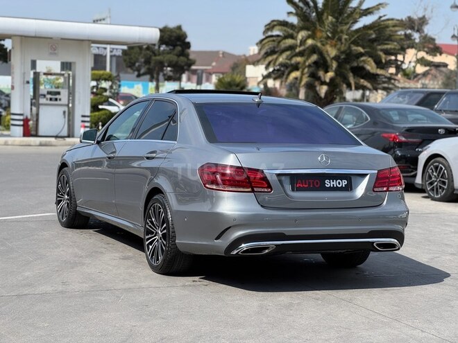 Mercedes E 250-8