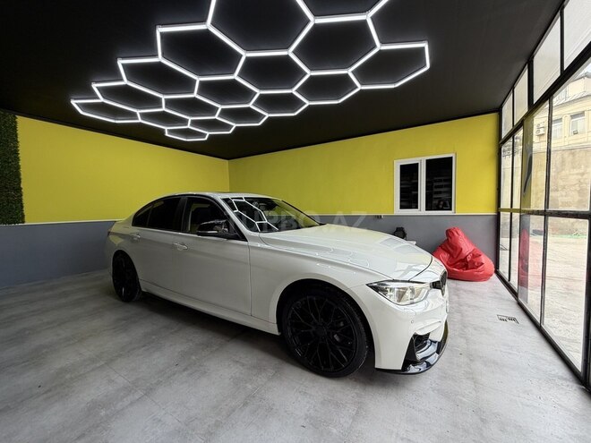BMW 320d-10
