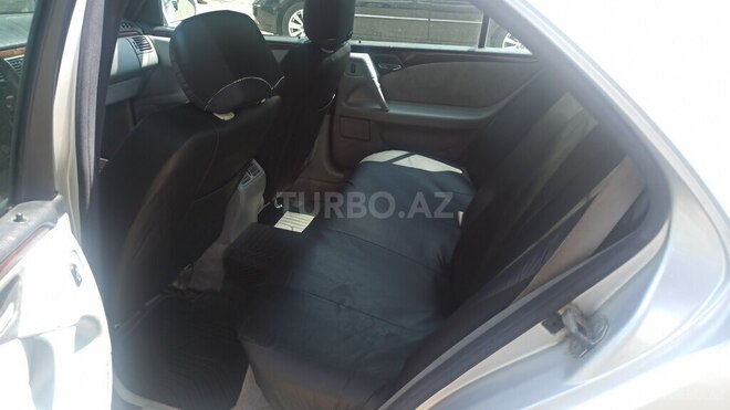 Mercedes E 200-16
