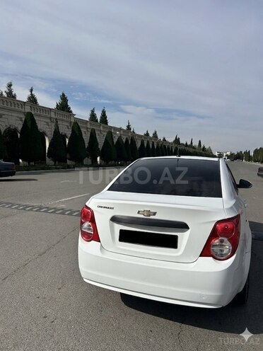 Chevrolet Aveo-2