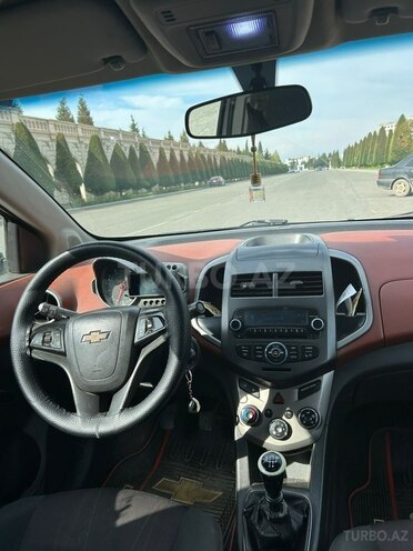 Chevrolet Aveo-3