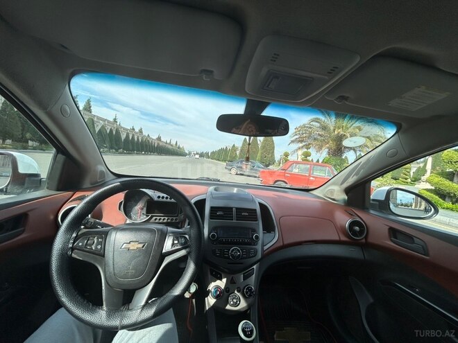 Chevrolet Aveo-9