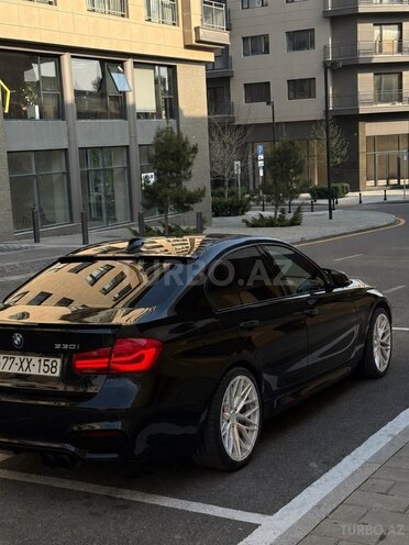 BMW 330-3