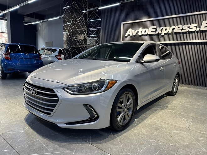 Hyundai Elantra-2