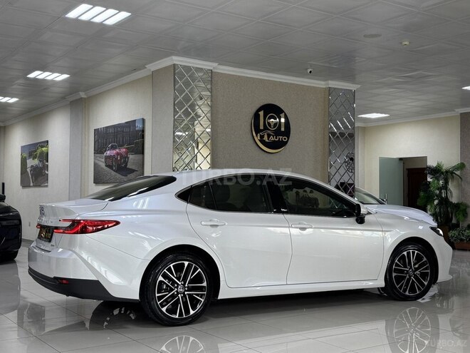 Toyota Camry-4