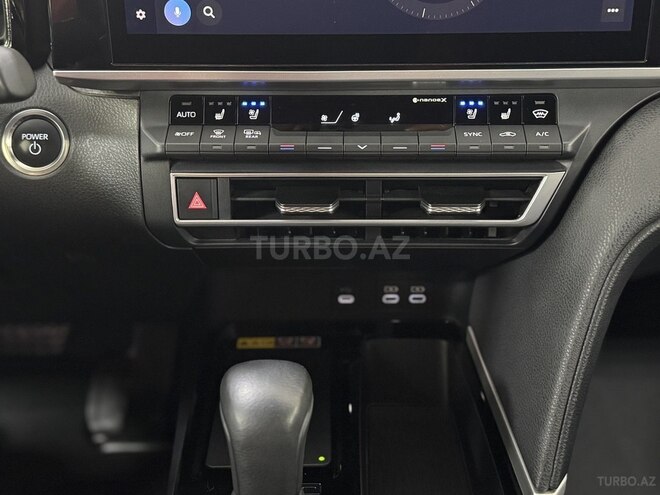 Toyota Camry-20