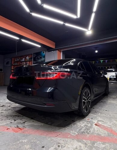 Toyota Camry-8