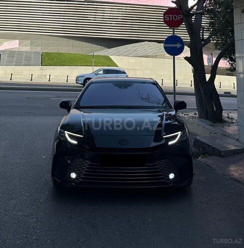 Toyota Camry-1