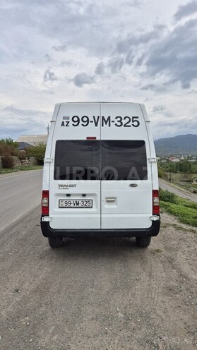 Ford Transit-2