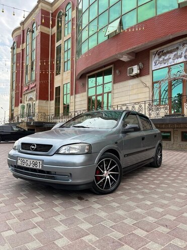 Opel Astra-1