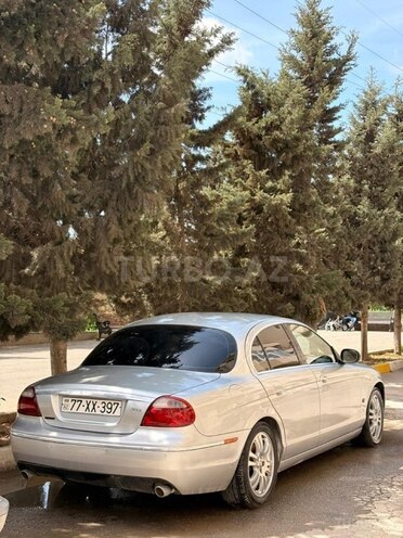 Jaguar S-Type-2