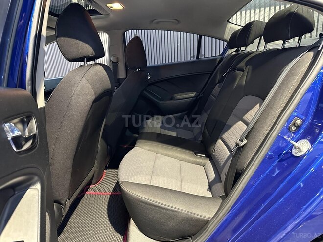 Kia Forte-12