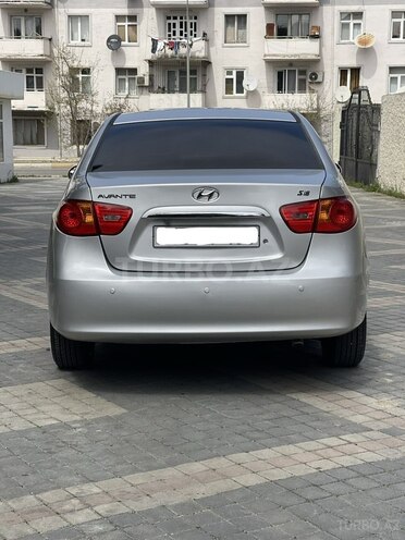 Hyundai Elantra-5