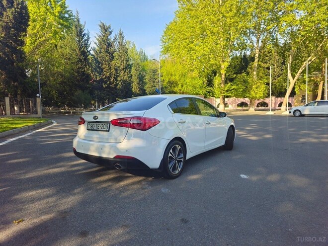 Kia Cerato-7