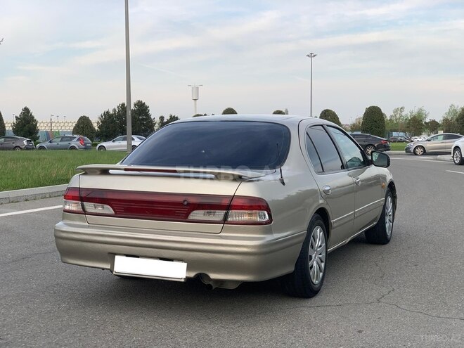 Nissan Maxima-12