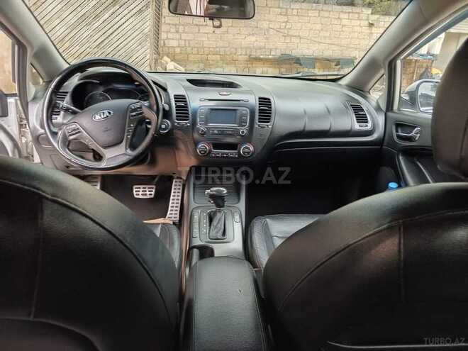 Kia Cerato-8