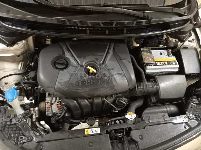 Kia Cerato-12