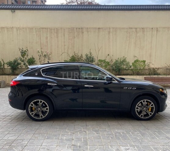 Maserati Levante S-2