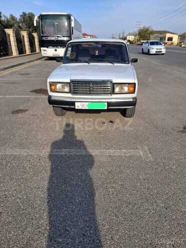 LADA (VAZ) 2107-2