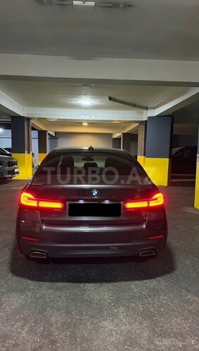 BMW 520-2