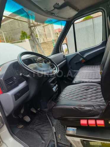 Mercedes Sprinter 412-11