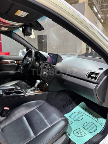 Mercedes C 300-12