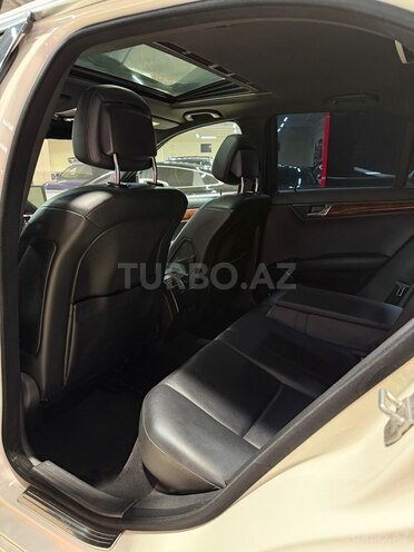 Mercedes C 300-18