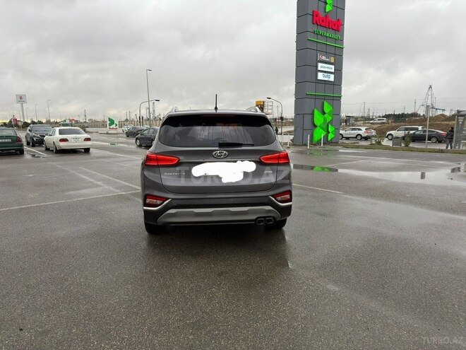 Hyundai Santa Fe-4