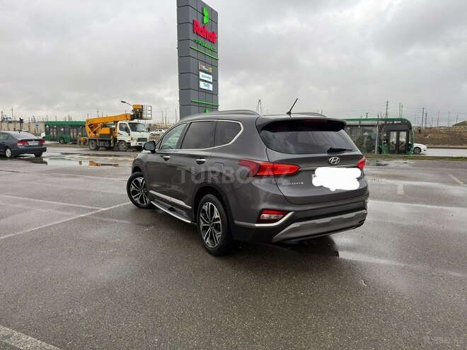 Hyundai Santa Fe-3