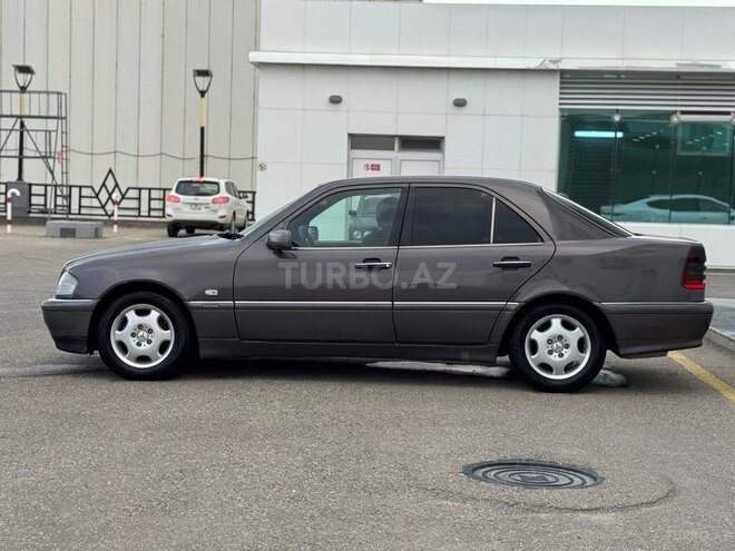 Mercedes C 220 1999, 288,000 km - 2.2 l - Xırdalan