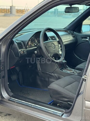 Mercedes C 220 1999, 288,000 km - 2.2 l - Xırdalan