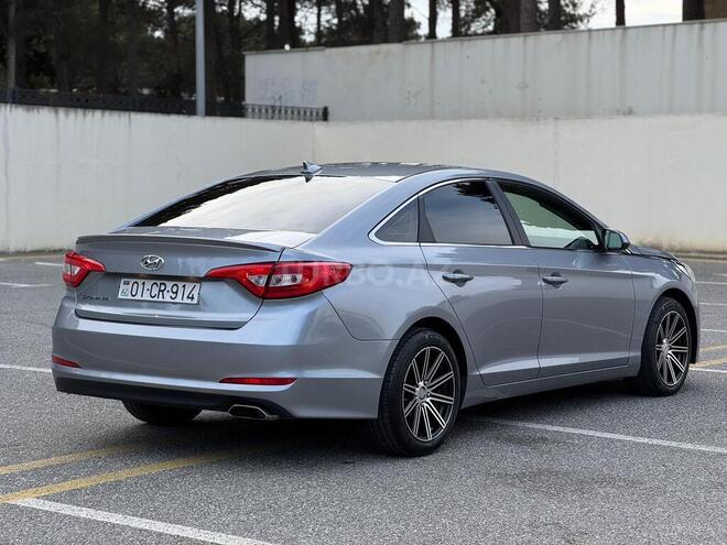 Hyundai Sonata-10