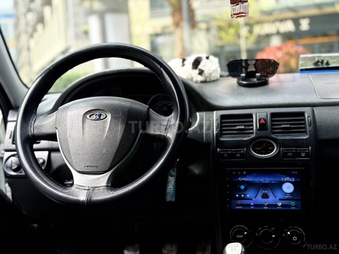 LADA (VAZ) Priora-17