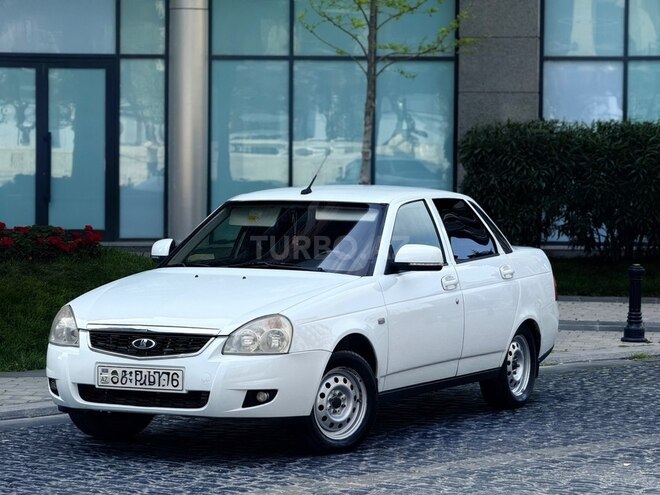 LADA (VAZ) Priora-8