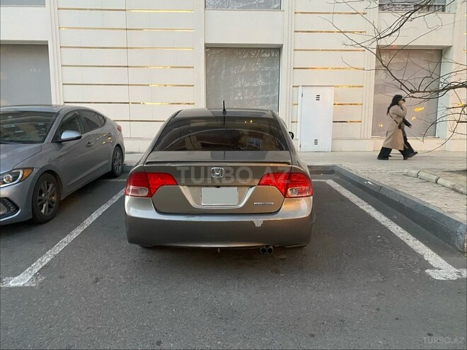 Honda Civic-4