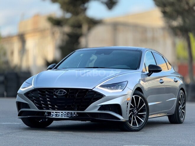Hyundai Sonata-12