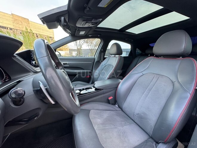 Hyundai Sonata-20