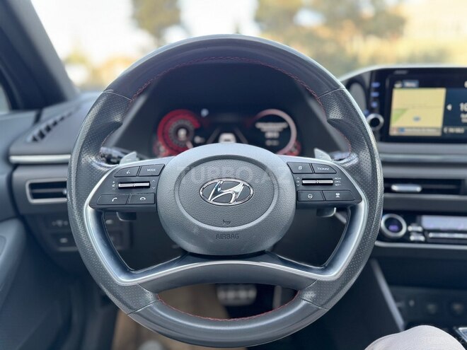 Hyundai Sonata-18