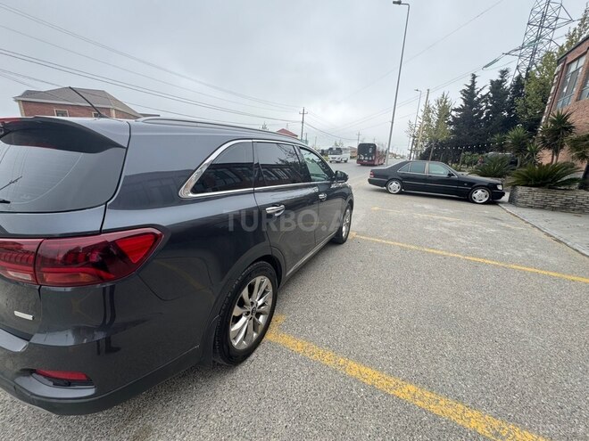 Kia Sorento-3