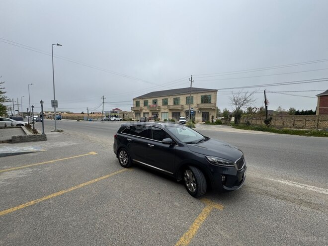 Kia Sorento-8