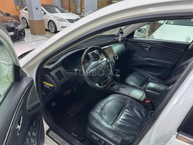 Hyundai Grandeur-11